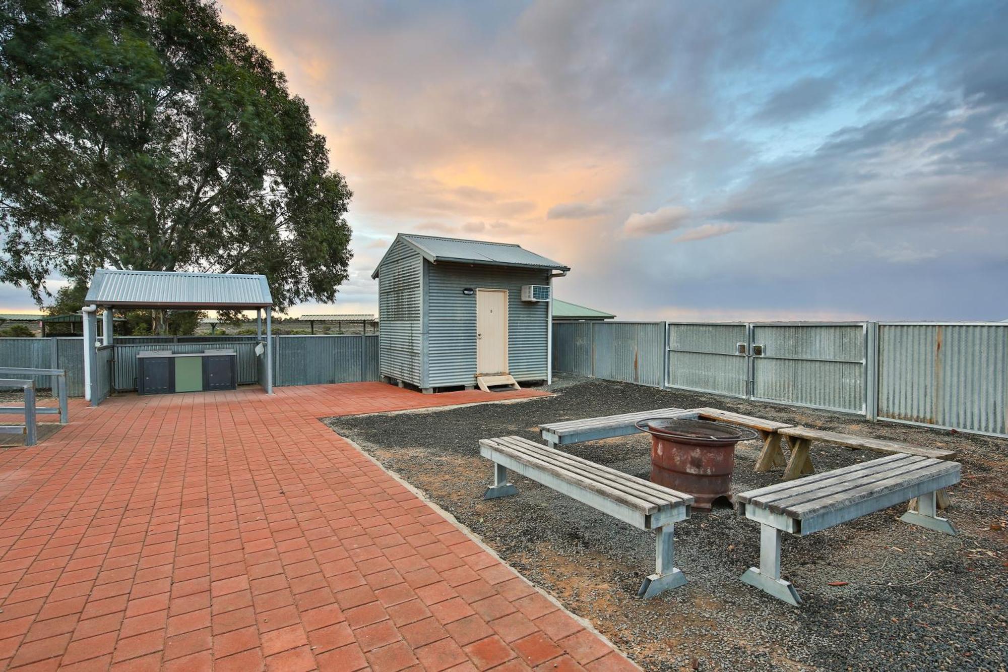 Mungo Shearers' Quarters Villa Exterior photo